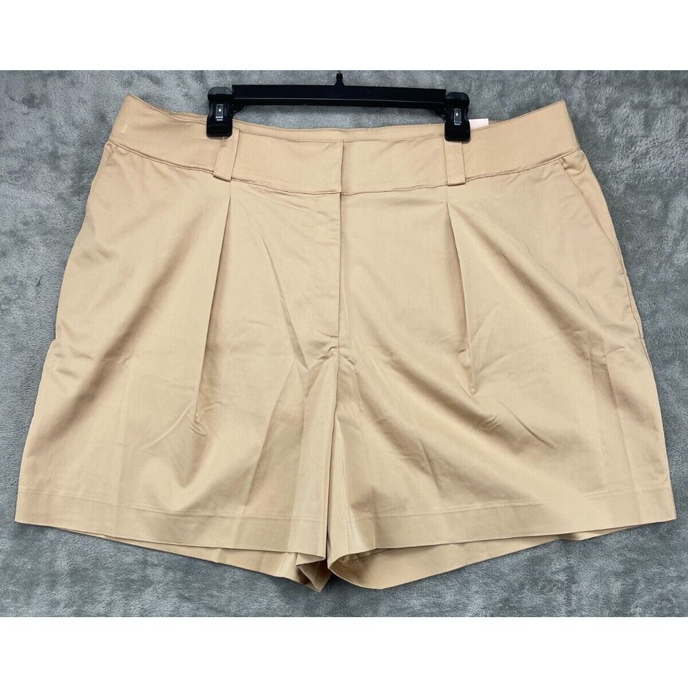 NWT Lane Bryant Women's Chino Collection Mid-rise Shorts Size 22 Beige